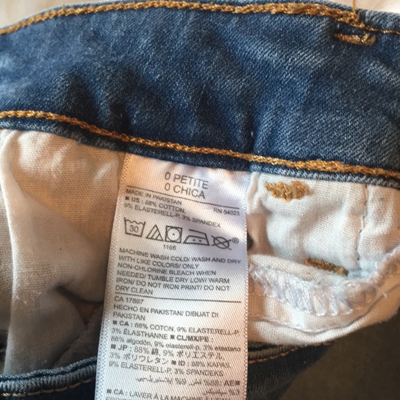 Old Navy Rockstar mid-rise skinny pants/ jeans - Picture 7 of 8